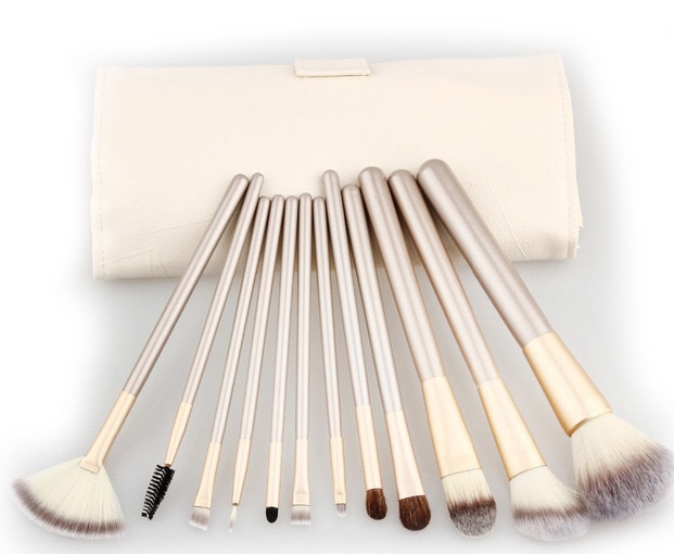 White Makeup Brush